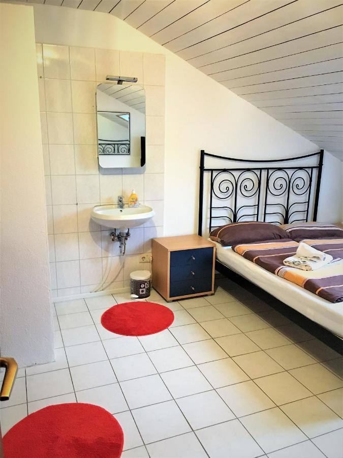 Studentenwohnung Allensbach Exterior foto